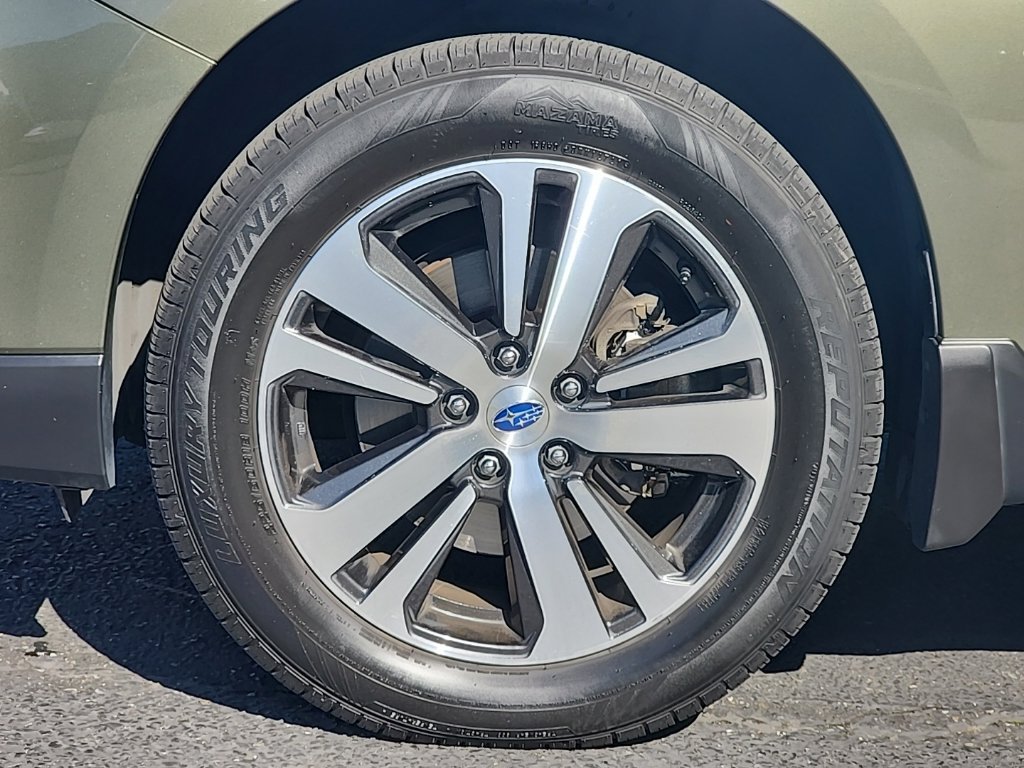 Used 2018 Subaru Outback 2.5i Limited AWD/4WD image 28