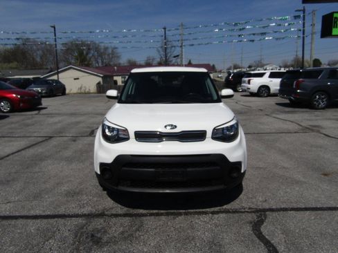 Used 2019 Kia Soul image 2