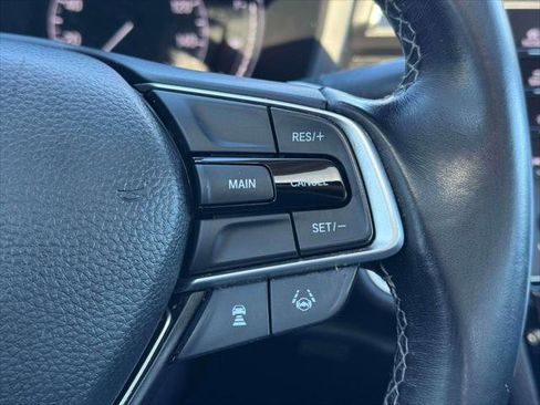 Used 2020 Honda Insight Touring image 23