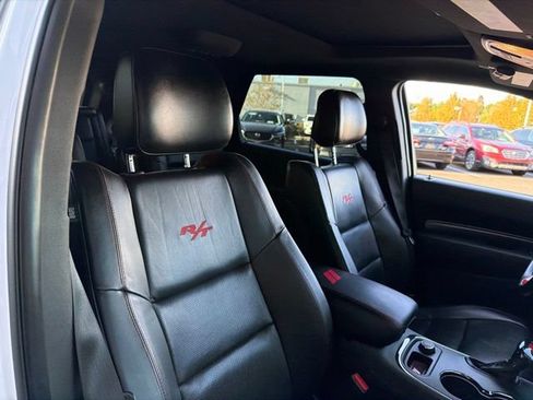Used 2018 Dodge Durango R/T w/ Technology Group AWD/4WD image 11