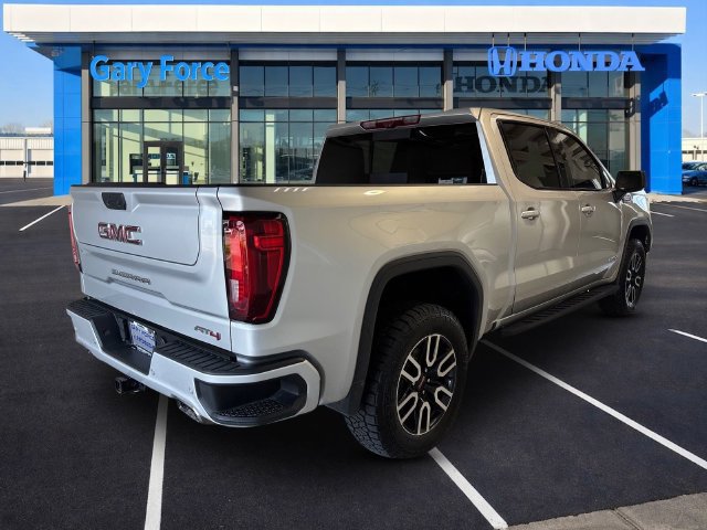 Used 2022 GMC Sierra 1500 AT4 w/ AT4 Premium Package AWD/4WD image 2