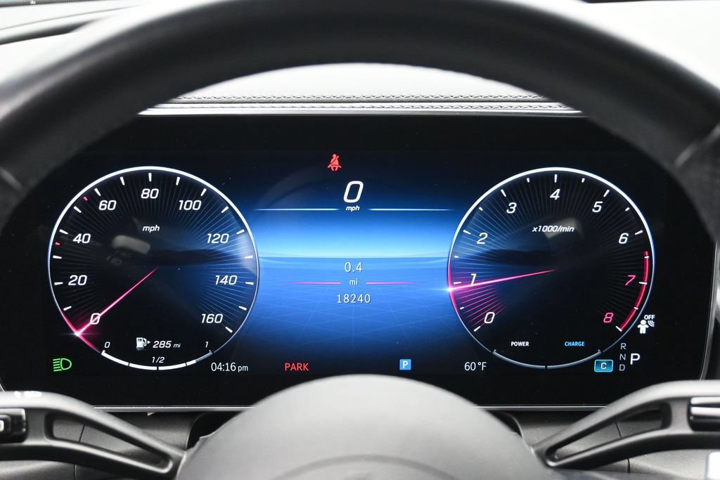 Used 2023 Mercedes-Benz GLC 300 image 13
