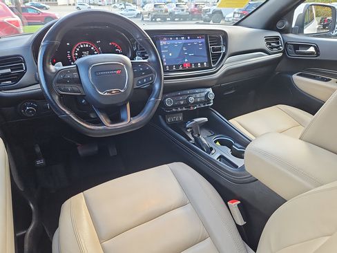Used 2022 Dodge Durango GT image 3