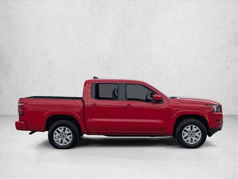 Used 2023 Nissan Frontier SV image 4