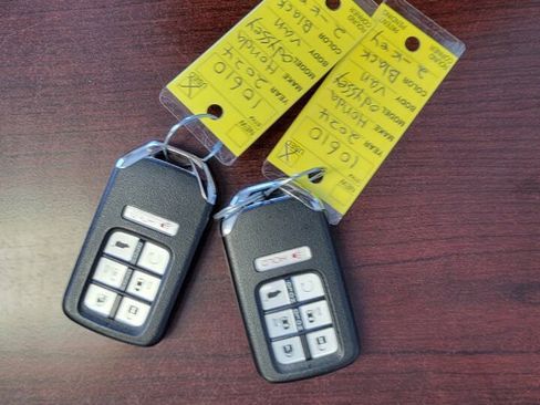 Used 2024 Honda Odyssey EX-L image 24