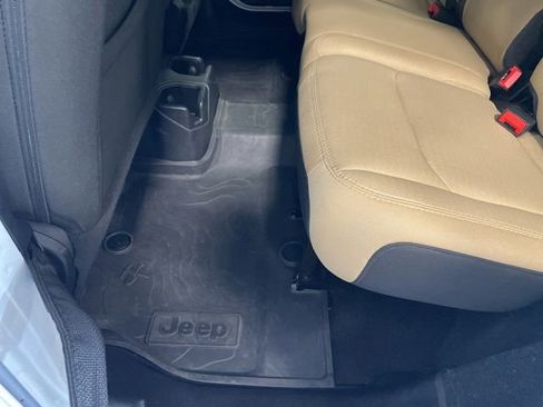 Used 2022 Jeep Wrangler Unlimited Sport AWD/4WD image 62