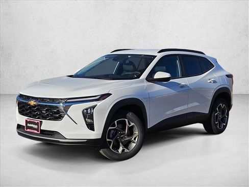 New 2026 Chevrolet Trax LT w/ LT Convenience Package image 1