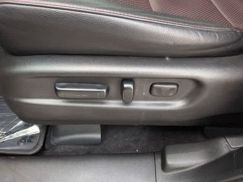 Used 2023 Honda Ridgeline Black Edition image 17