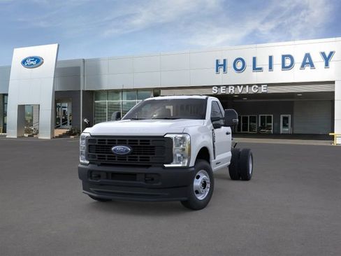 New 2026 Ford F350 XL image 2