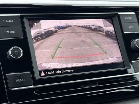 Used 2024 Volkswagen Taos S FWD image 19