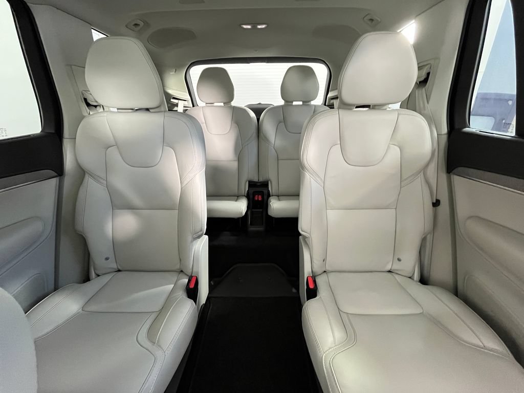 Used 2025 Volvo XC90 B6 Ultra w/ Protection Package Premier AWD/4WD image 19