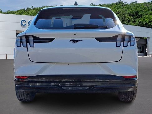 Certified 2024 Ford Mustang Mach-E Premium image 5