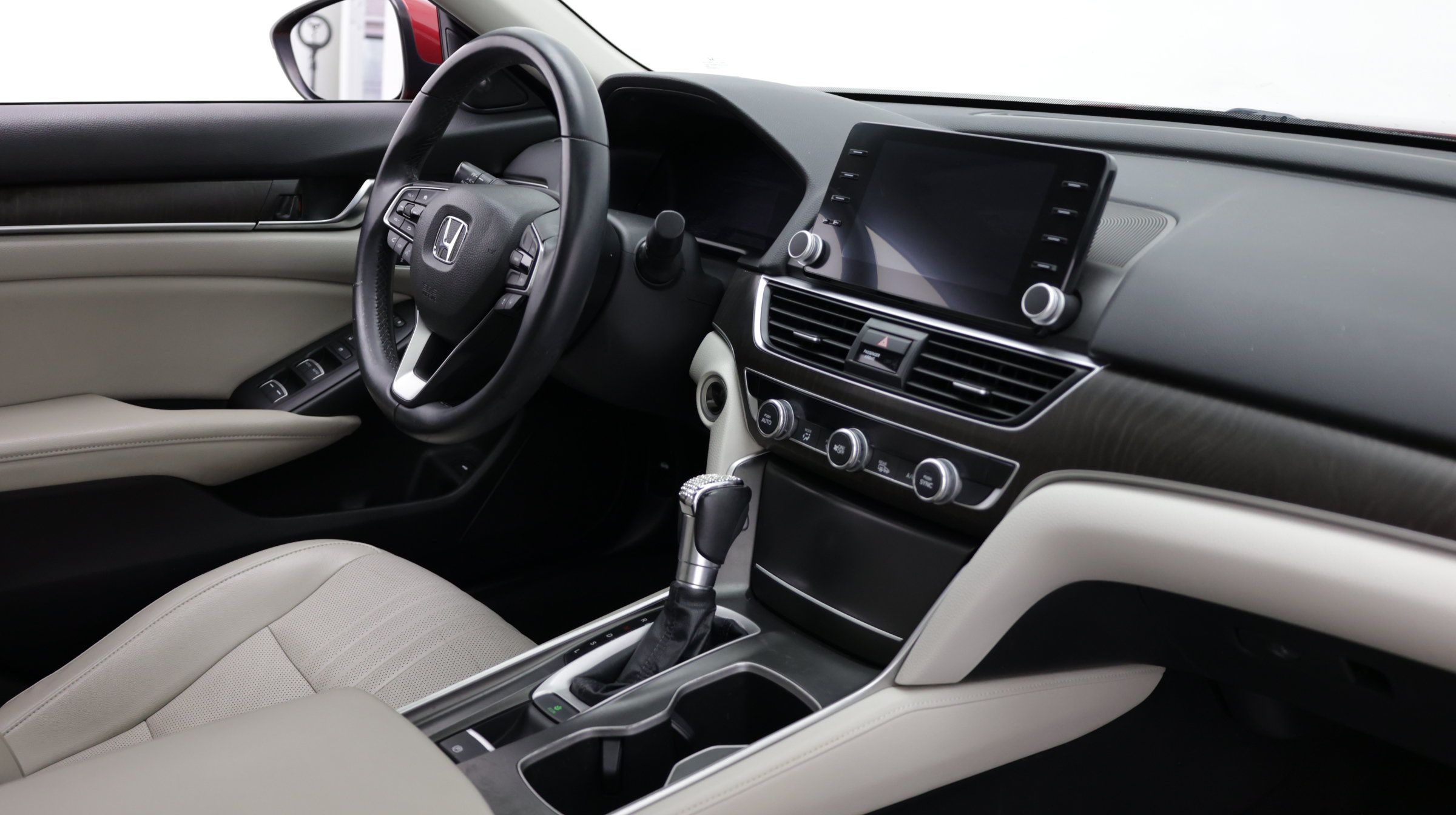 Used 2018 Honda Accord EX-L image 38