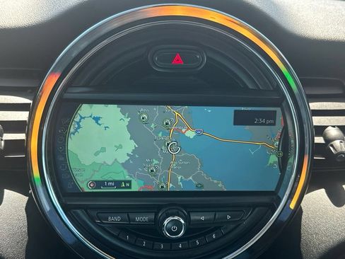 Used 2016 MINI Cooper 4-Door Hardtop FWD image 15
