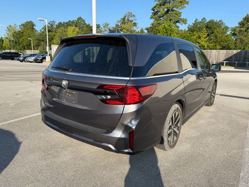 Used 2025 Honda Odyssey EX-L image 5