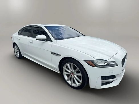 Used 2016 Jaguar XF R-Sport RWD image 7