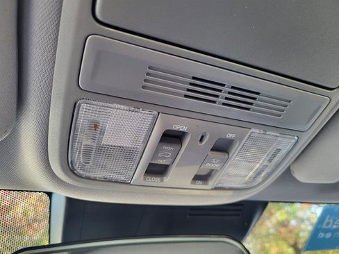 Certified 2021 Honda CR-V EX image 23