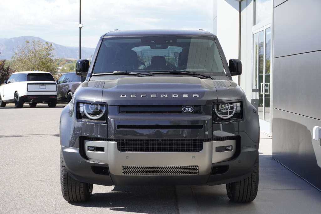 New 2026 Land Rover Defender 110 S AWD/4WD image 5