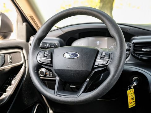 Used 2021 Ford Explorer 2WD image 15