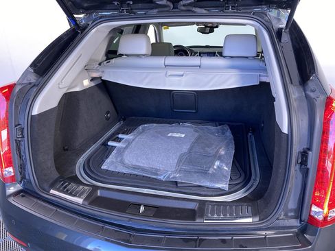 Used 2015 Cadillac SRX Premium image 16