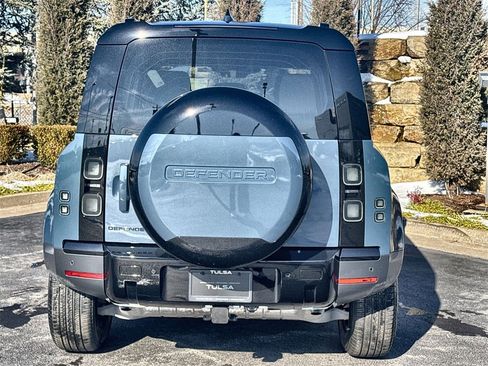New 2026 Land Rover Defender 110 S image 4