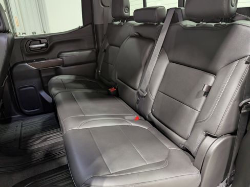 Used 2020 GMC Sierra 1500 SLT w/ SLT Convenience Package AWD/4WD image 17