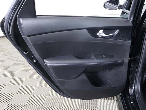Used 2023 Kia Forte GT-Line w/ GT-Line Premium Package FWD image 25