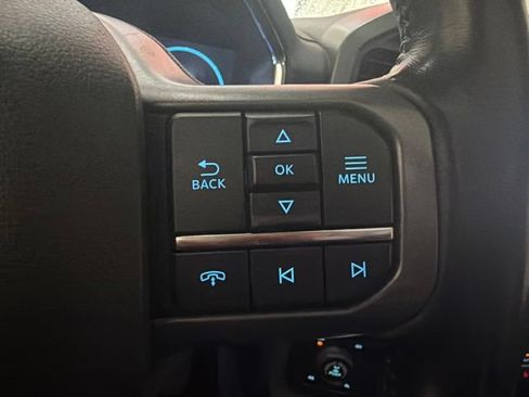 Used 2022 Ford F150 Lariat w/ Equipment Group 502A High AWD/4WD image 17