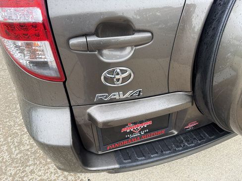 Used 2011 Toyota RAV4 2WD w/ Base L4 Extra Value Pkg image 32