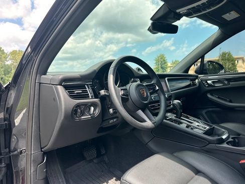 Used 2023 Porsche Macan AWD/4WD image 15