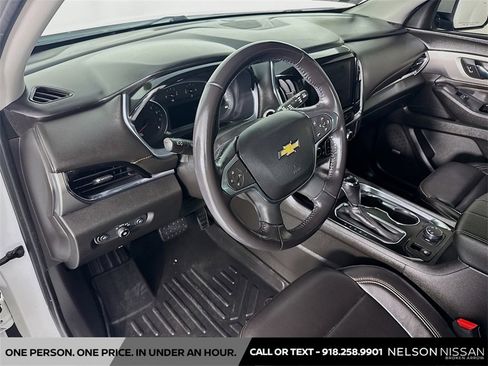 Used 2019 Chevrolet Traverse RS w/ LPO, Cargo Package image 9