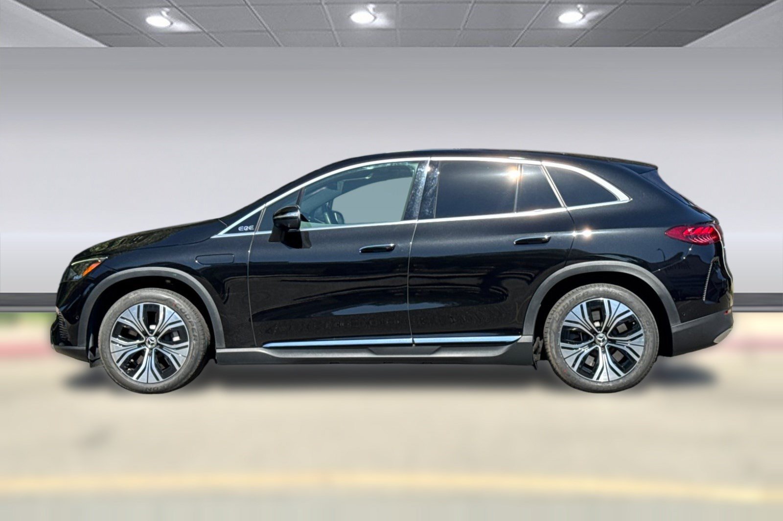 Certified 2023 Mercedes-Benz EQE 350+ 4MATIC SUV image 2