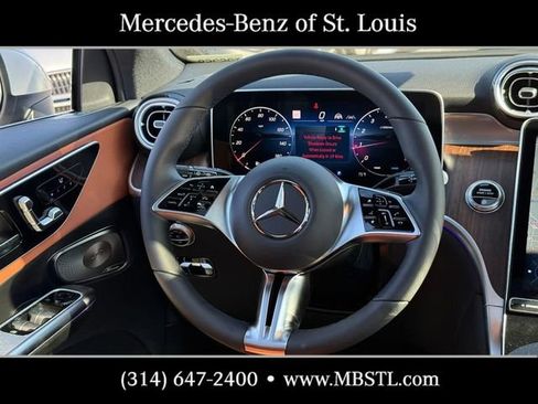 New 2026 Mercedes-Benz GLC 300 4MATIC image 9