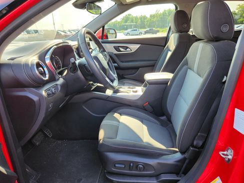 Used 2023 Chevrolet Blazer LT FWD image 12