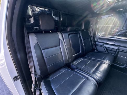 Used 2017 Ford F150 Raptor w/ Equipment Group 802A Luxury image 11