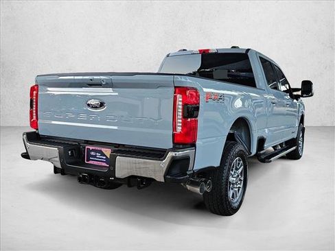 Certified 2025 Ford F250 Lariat w/ FX4 Off-Road Package AWD/4WD image 5