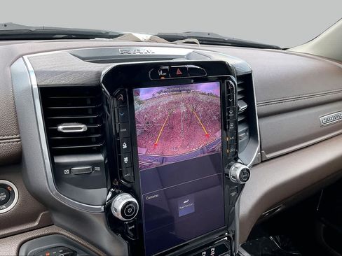 Used 2025 RAM 1500 Laramie AWD/4WD image 21