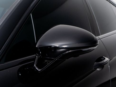 Used 2022 Porsche Panamera 4 Platinum Edition image 26