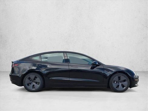 Used 2023 Tesla Model 3 Standard Range RWD image 4