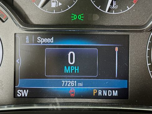 Used 2017 Buick Regal Sport Touring image 15