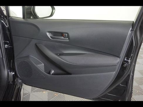 Used 2024 Toyota Corolla LE image 8