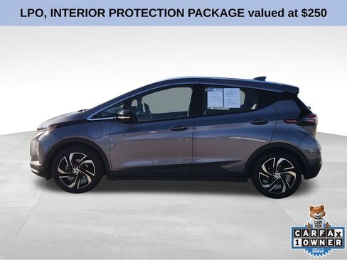 Used 2023 Chevrolet Bolt LT w/ Infotainment Package image 5