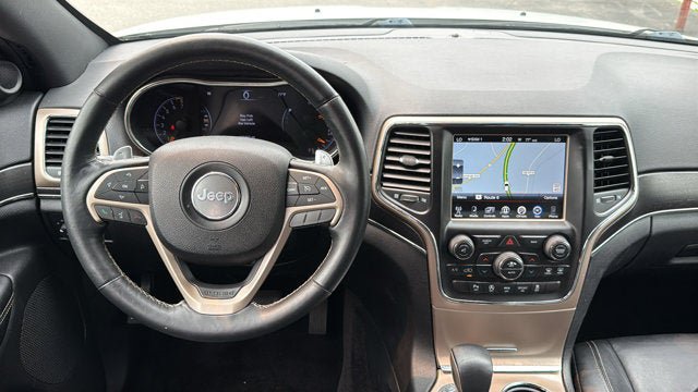 Used 2017 Jeep Grand Cherokee Limited AWD/4WD image 28