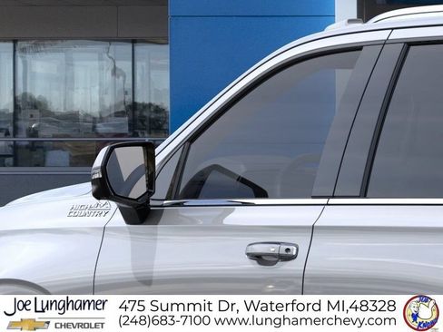 New 2026 Chevrolet Tahoe High Country w/ Sun And Tow Package AWD/4WD image 12