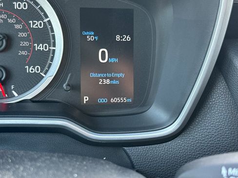 Used 2022 Toyota Corolla SE w/ SE Preferred Package image 41