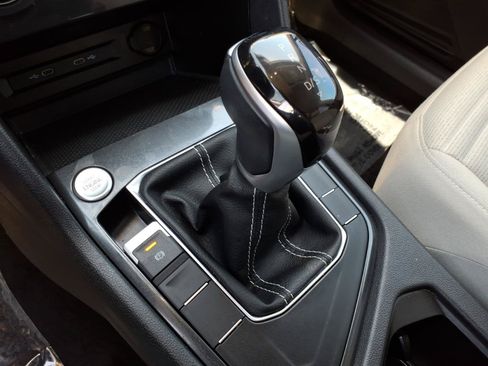 Certified 2023 Volkswagen Tiguan S FWD image 26