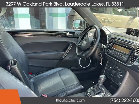 Used 2013 Volkswagen Beetle 2.0T FWD image 50