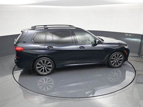 Used 2021 BMW X7 M50i w/ Executive Package image 36