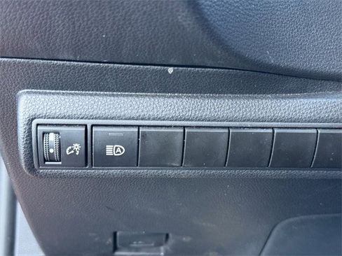 Used 2023 Toyota Corolla LE image 22