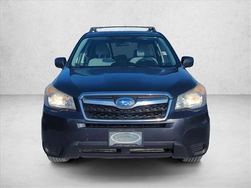 Used 2014 Subaru Forester 2.5i Premium w/ All-Weather Package image 2